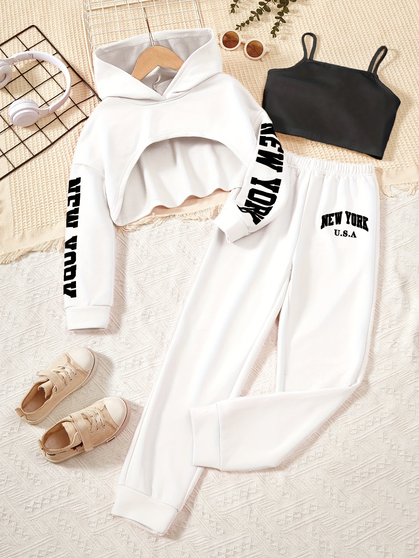 3pcs Girl's Trendy Outfit, Crop Hoodie & Cami Top & Sweatpants Set, NEW YORK Print Casual Long Sleeve Top, Kid's Clothes For Spring Fall Winter